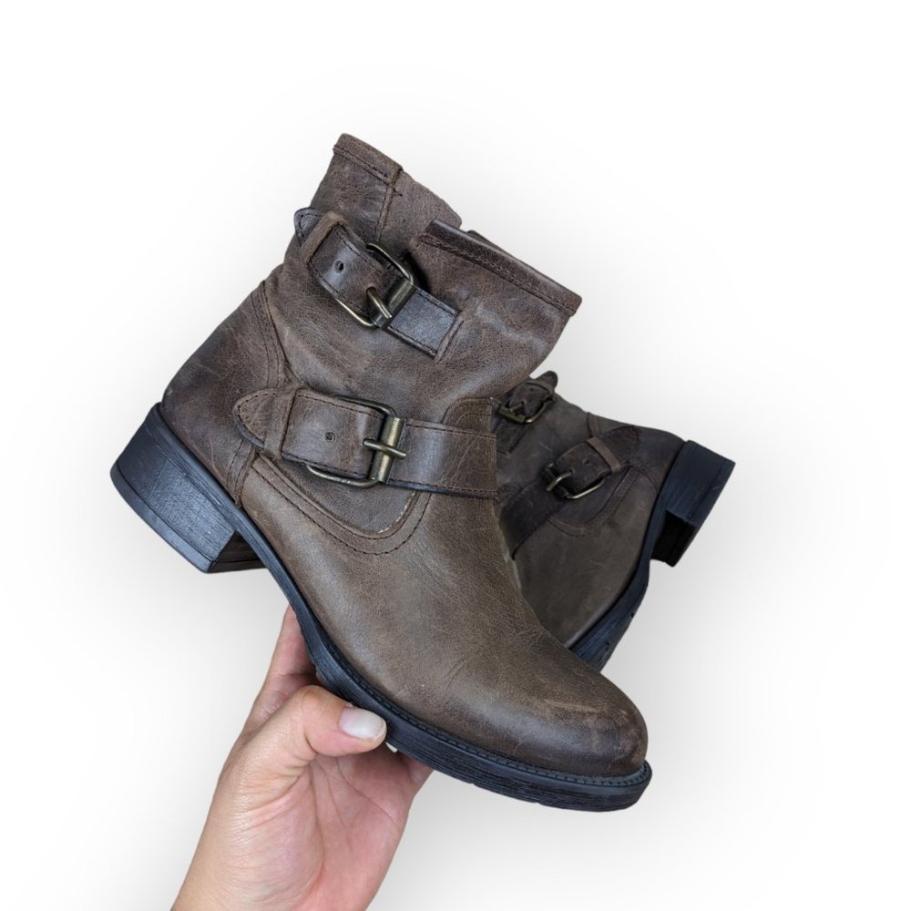 Artisan Leather Elicia  Ankle Boots Size 7 Women